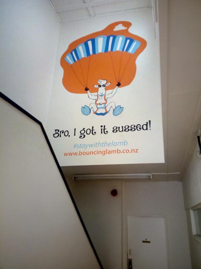 Bouncing Lamb Backpackers Hostel Nelson Luaran gambar