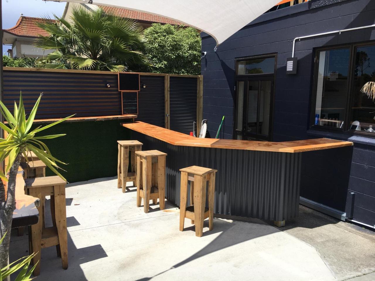 Bouncing Lamb Backpackers Hostel Nelson Luaran gambar