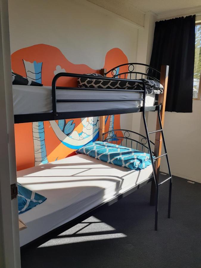 Bouncing Lamb Backpackers Hostel Nelson Luaran gambar